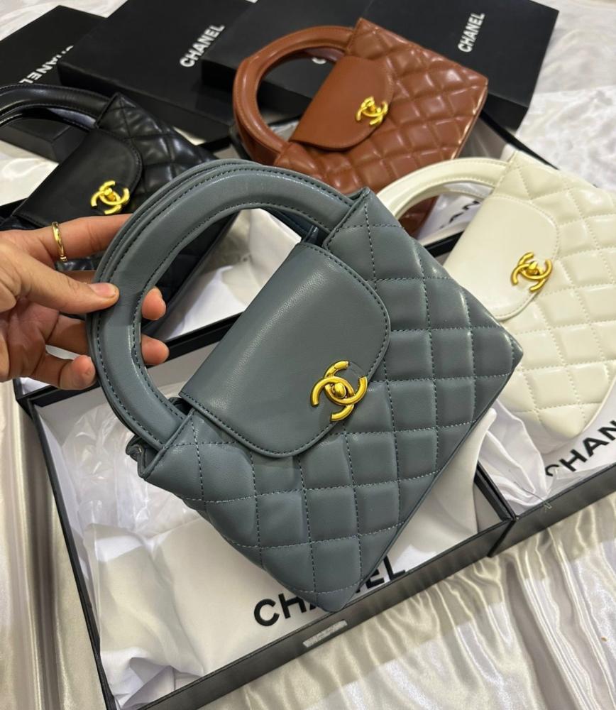 CHANEL   _High Quality