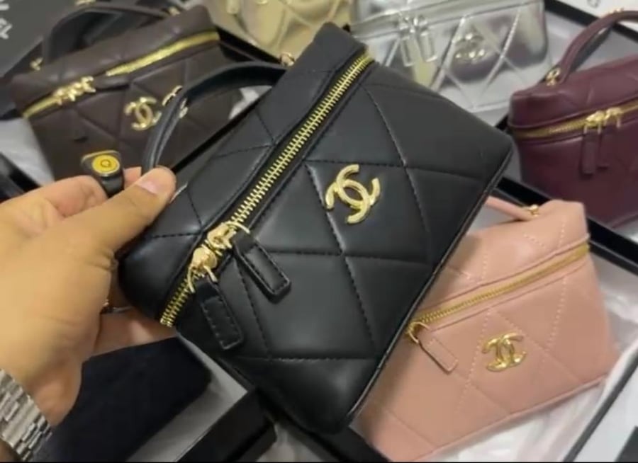 CHANEL  _High Quality