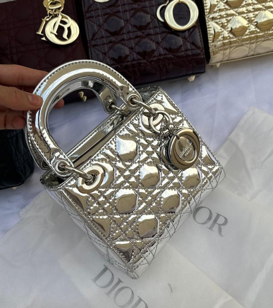 Dior   _High Quality