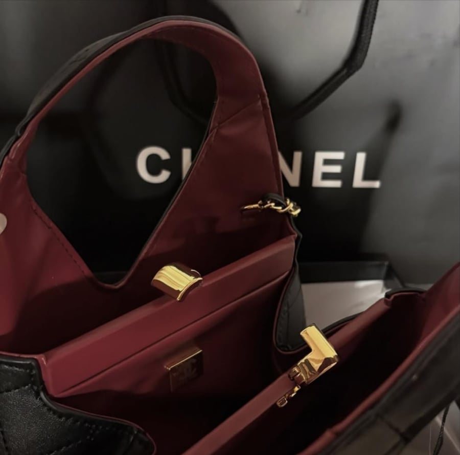 CHANEL   _High Quality