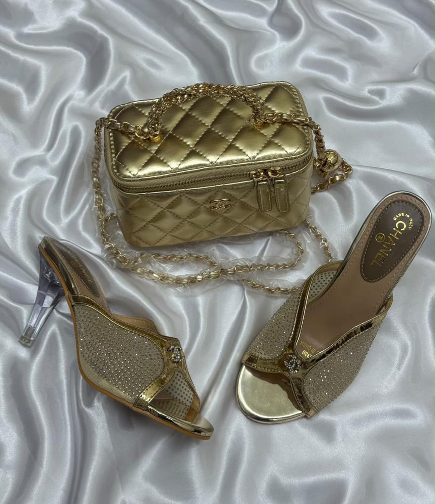CHANEL   _High Quality