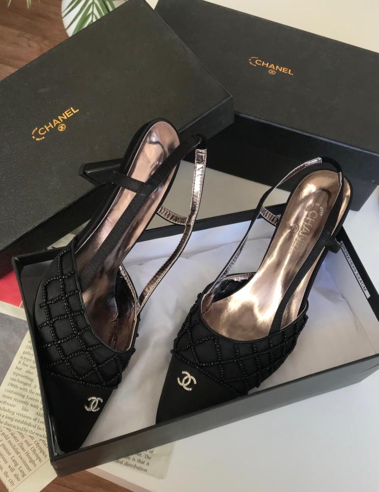 CHANEL   _High Quality