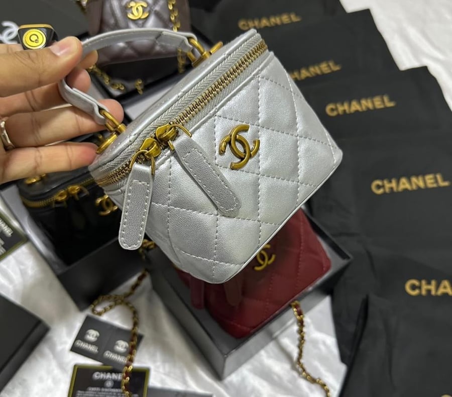 CHANEL  _High Quality