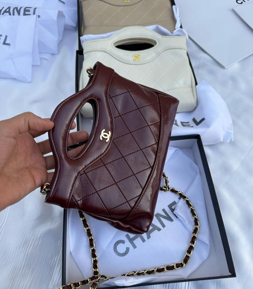 CHANEL   _High Quality