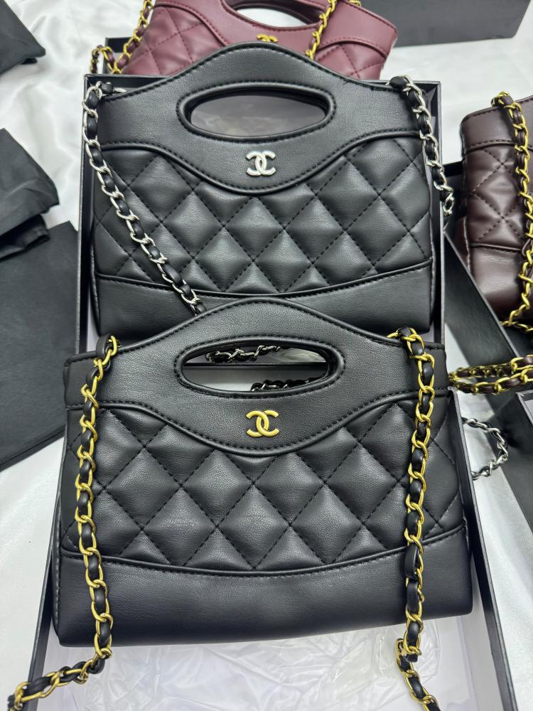 CHANEL  _High Quality