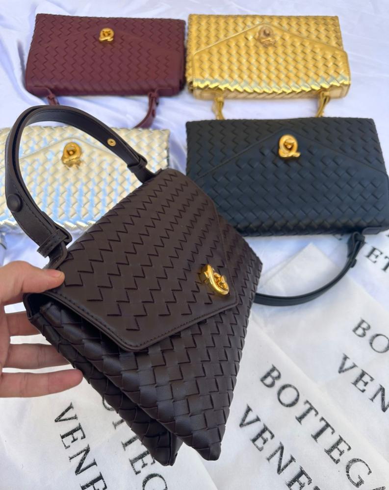 BOTTEGA _High Quality