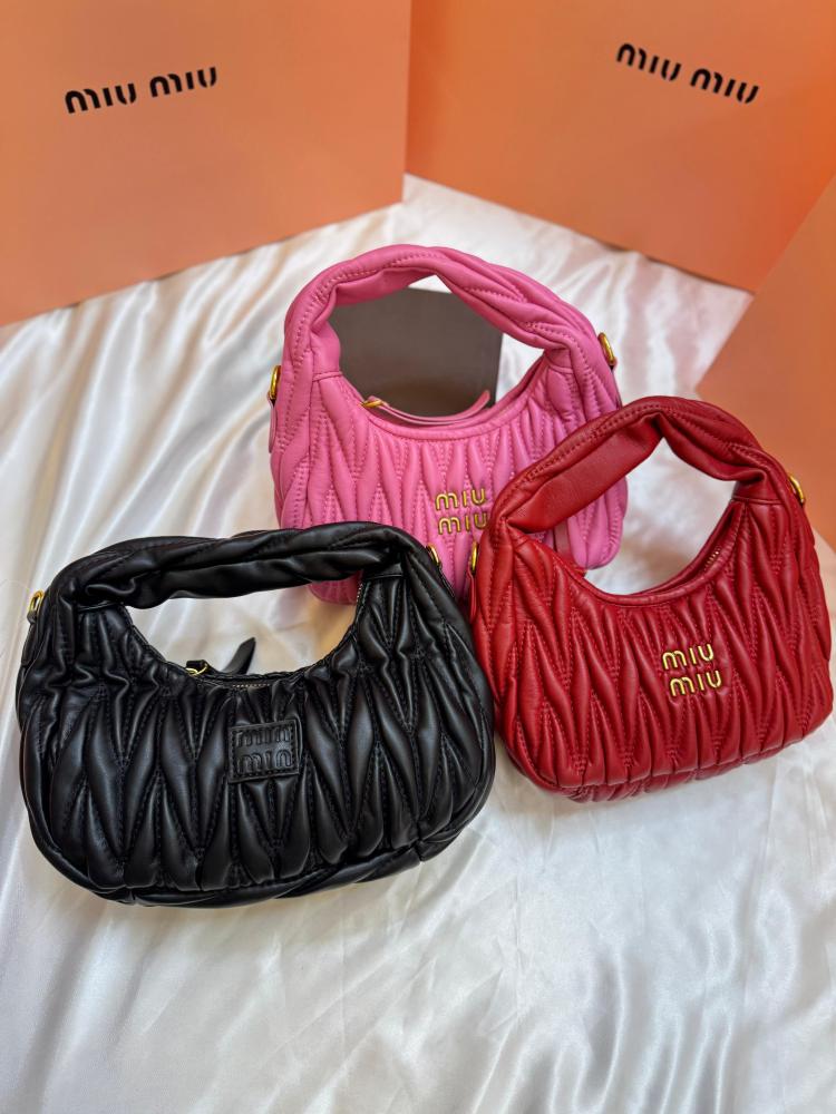 MIU MIU   _High Quality