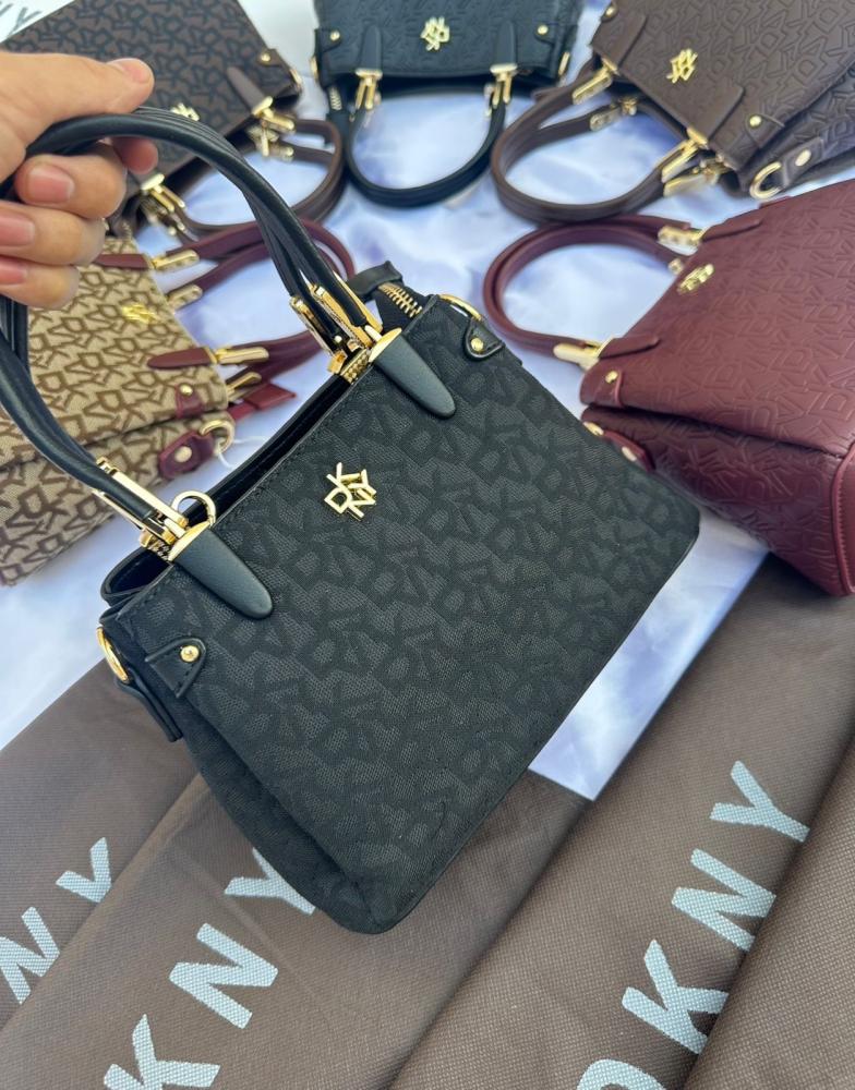 DKNY   _High Quality