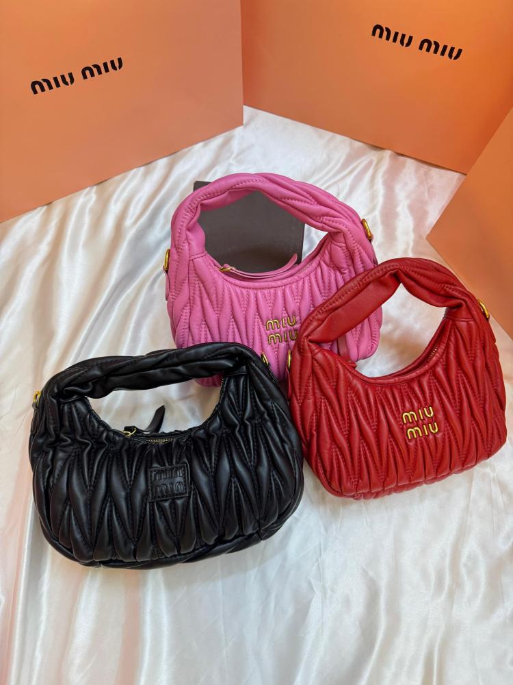MIU MIU   _High Quality