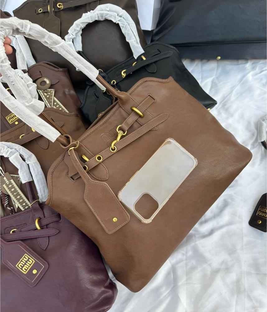 MIU MIU   _High Quality