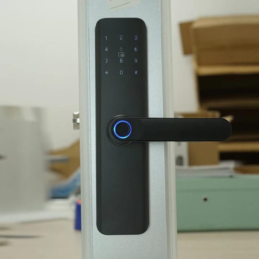 قفل باب ذكي WiFi بتقنية Tuya – 5 طرق لفتح الباب