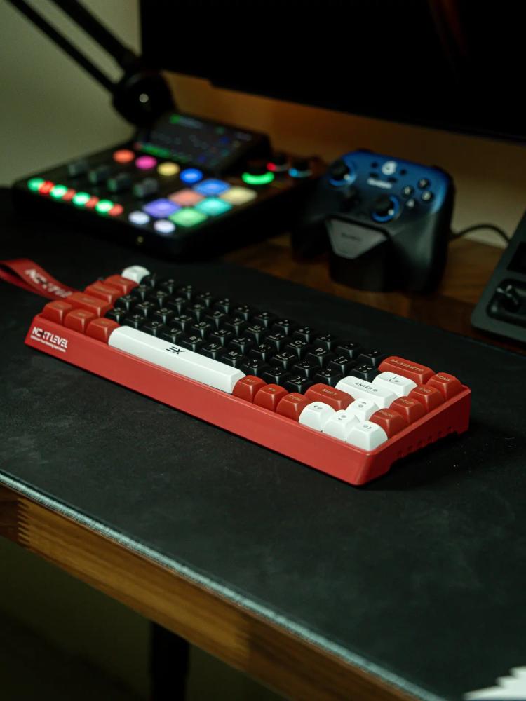 NEXT LEVEL Keyboard Phantom X68RG