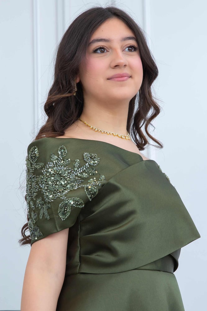فستان سهرة للسن المحير