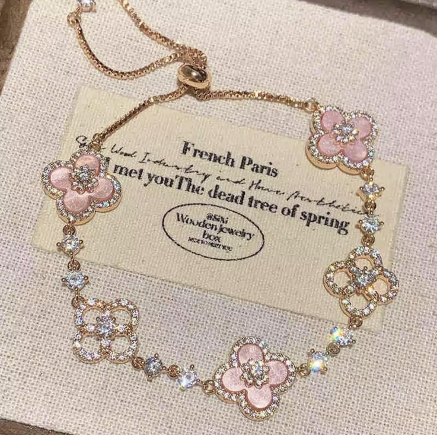Pink bracelet with a distinctive design