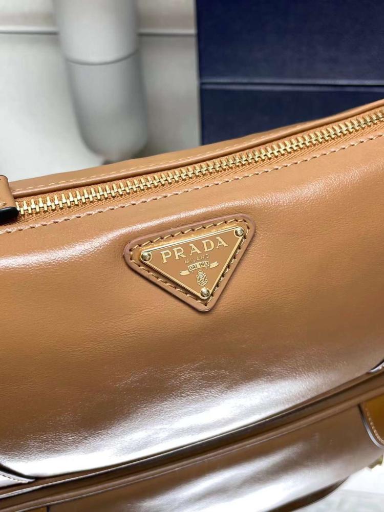 Prada size 23.5cm