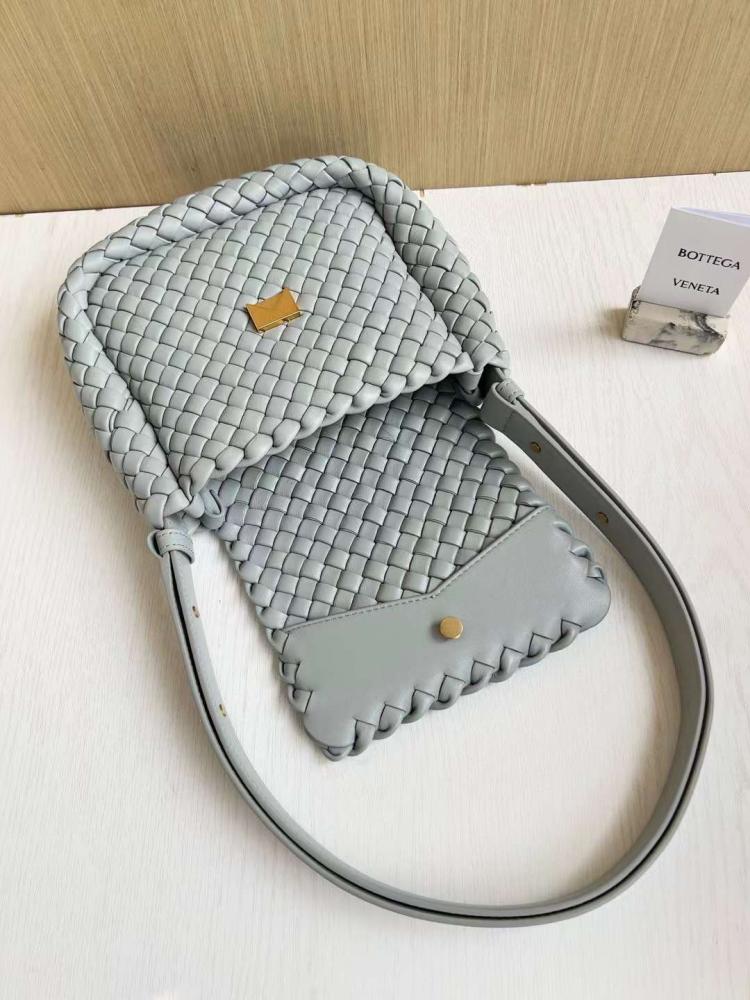 بوتيقا Cobble Mini مقاس 19cm