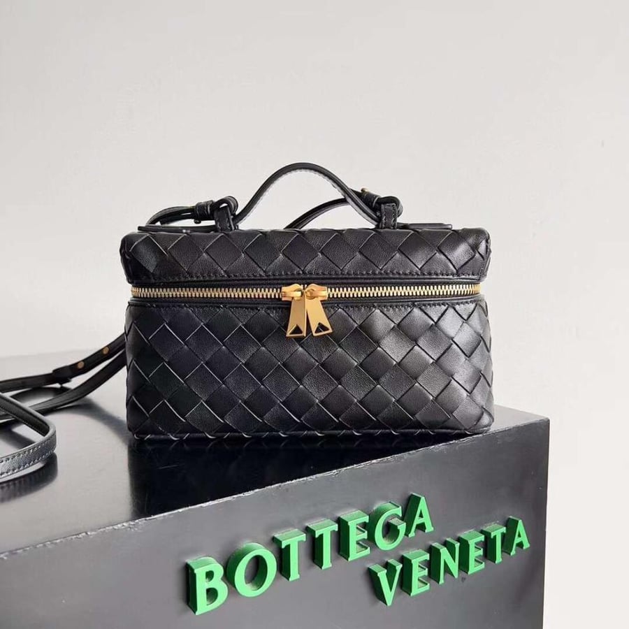 بوتيقا Vanity مقاس 22cm