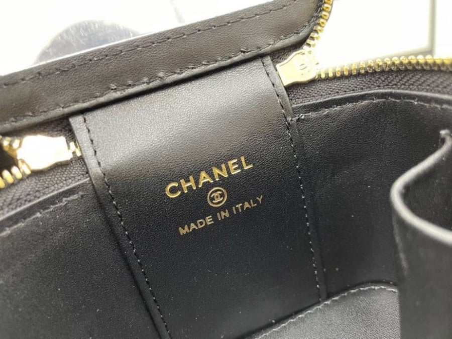 شانيل ميني كروس بدي 10 cm
