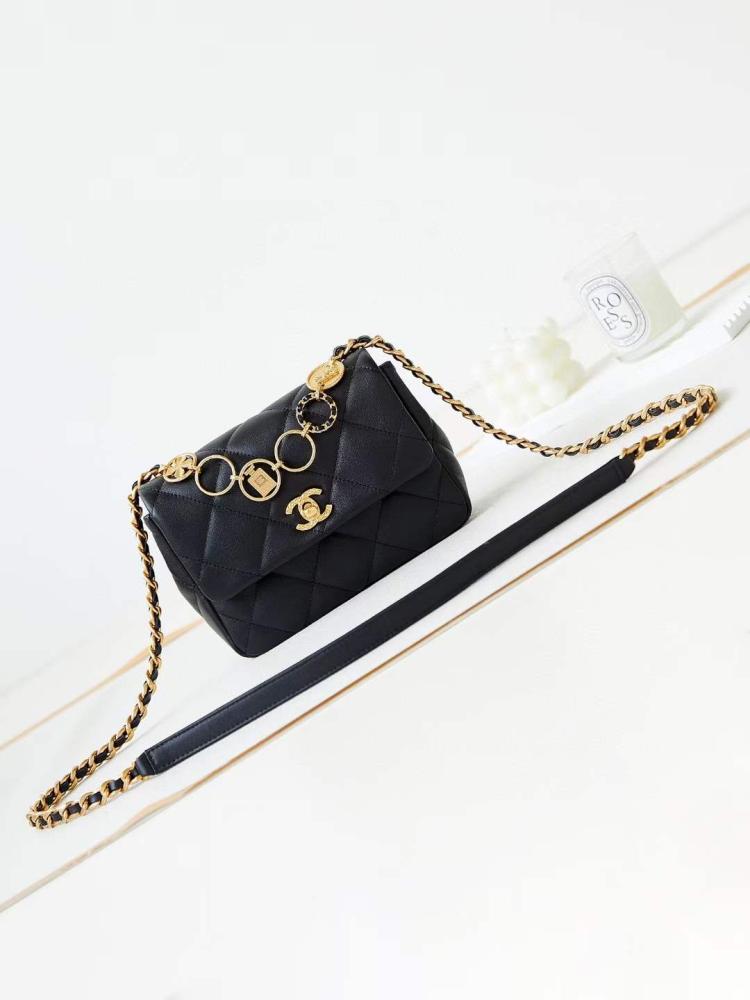 Chanel 23B size 17cm