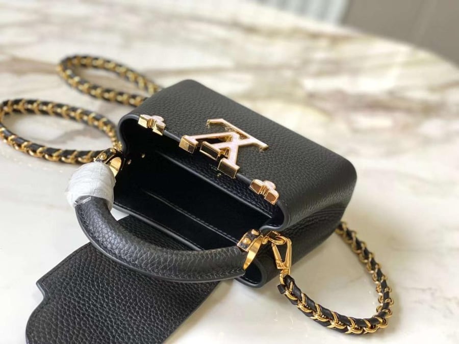 لوي فيتون Nano Capucines مقاس 16.3cm