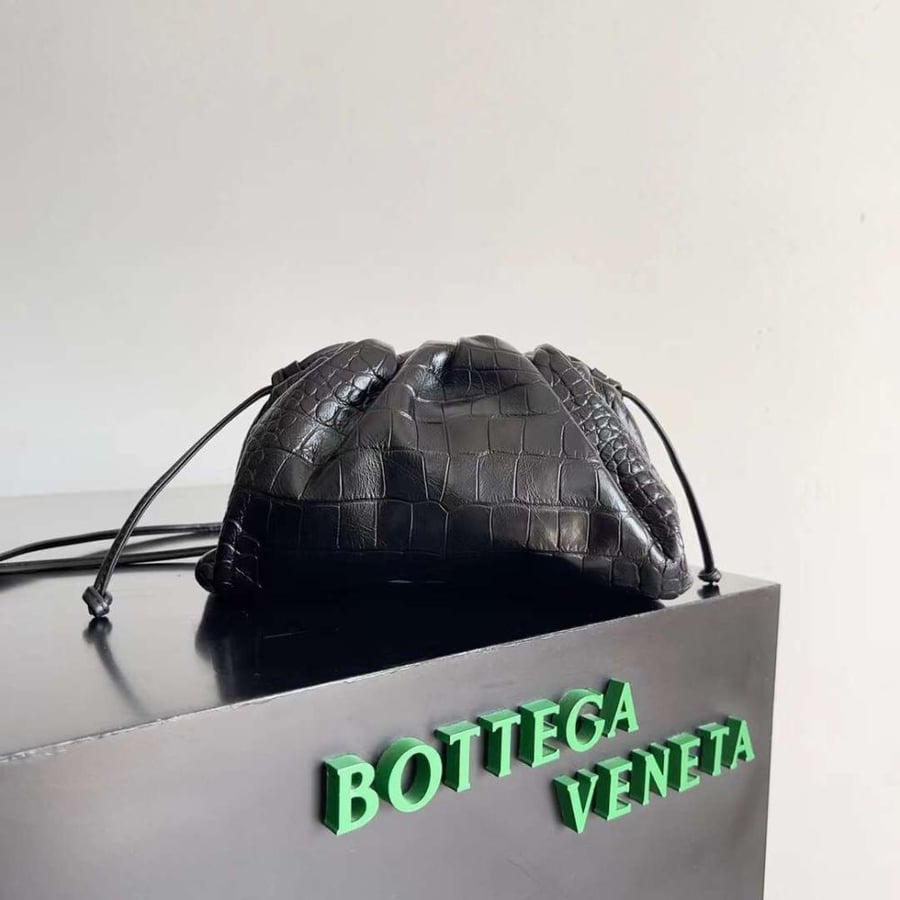 بوتيقا Mini Pouch مقاس 23cm
