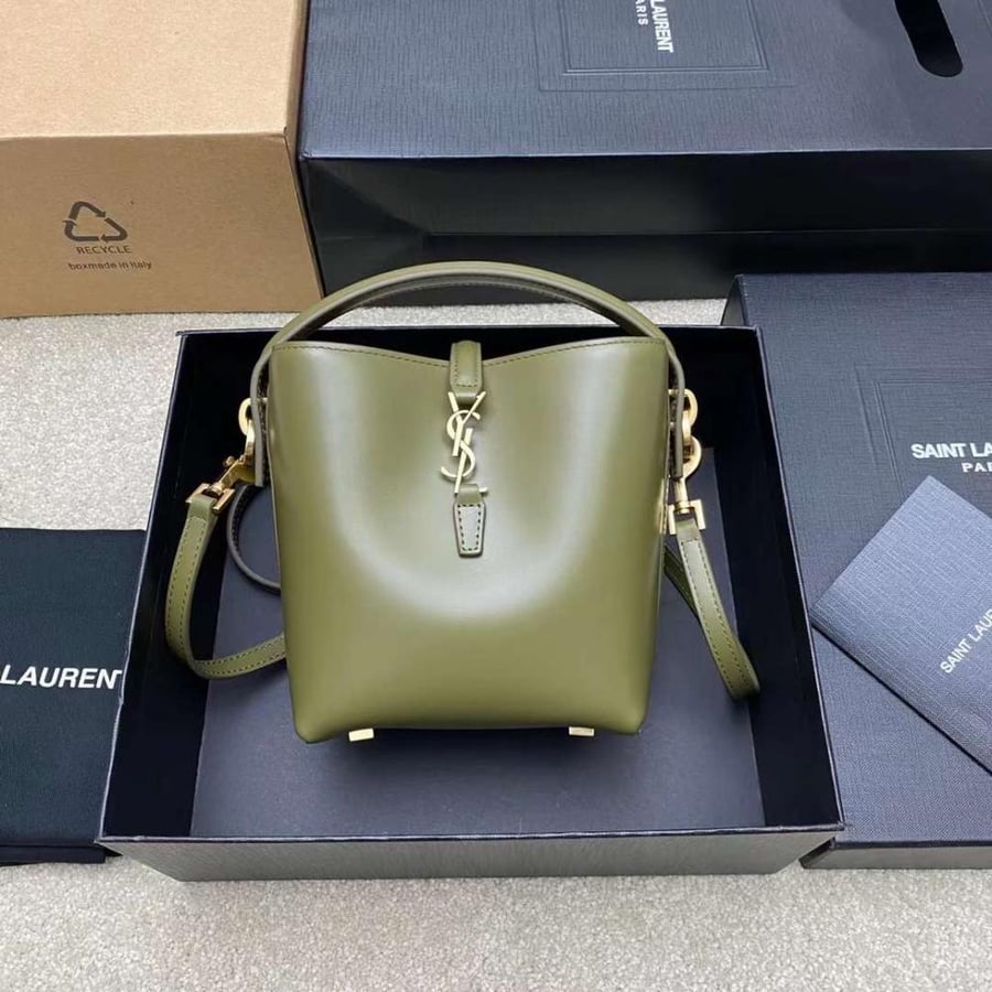 Saint Laurent size 15cm