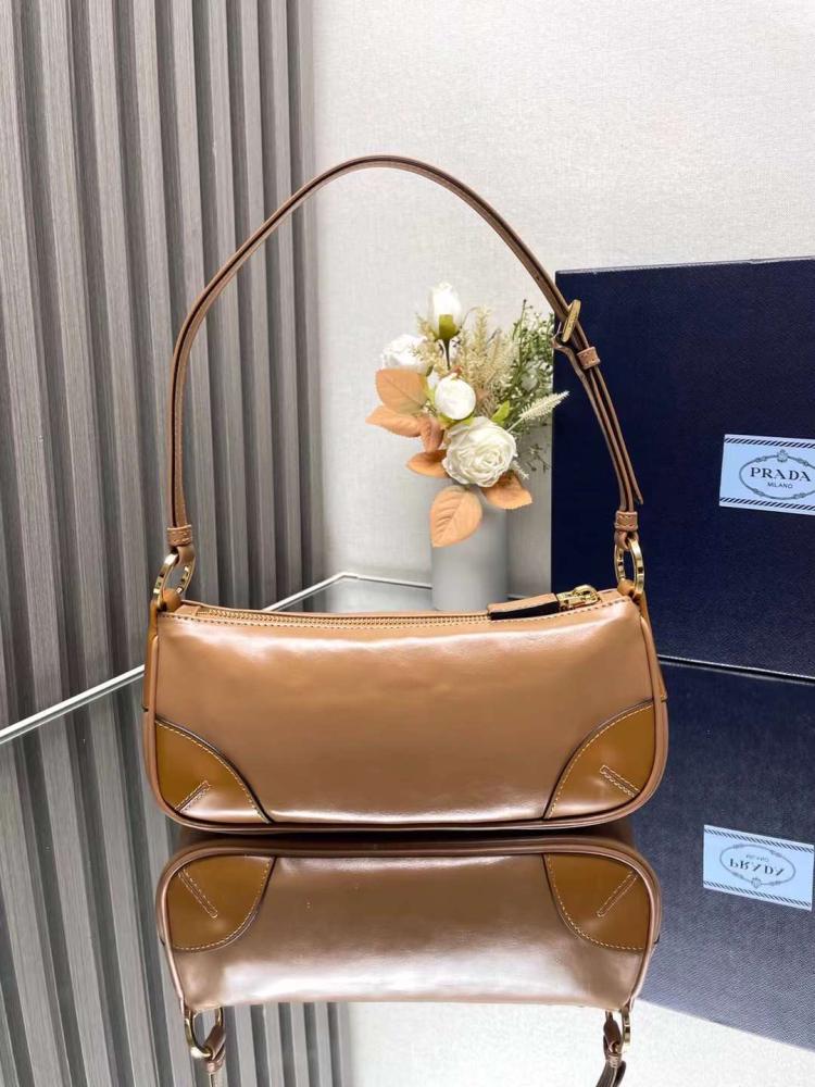 Prada size 23.5cm