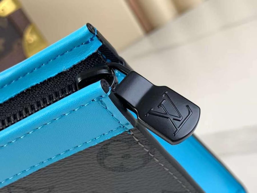 لوي فيتون pochette Voyage مقاس 27cm