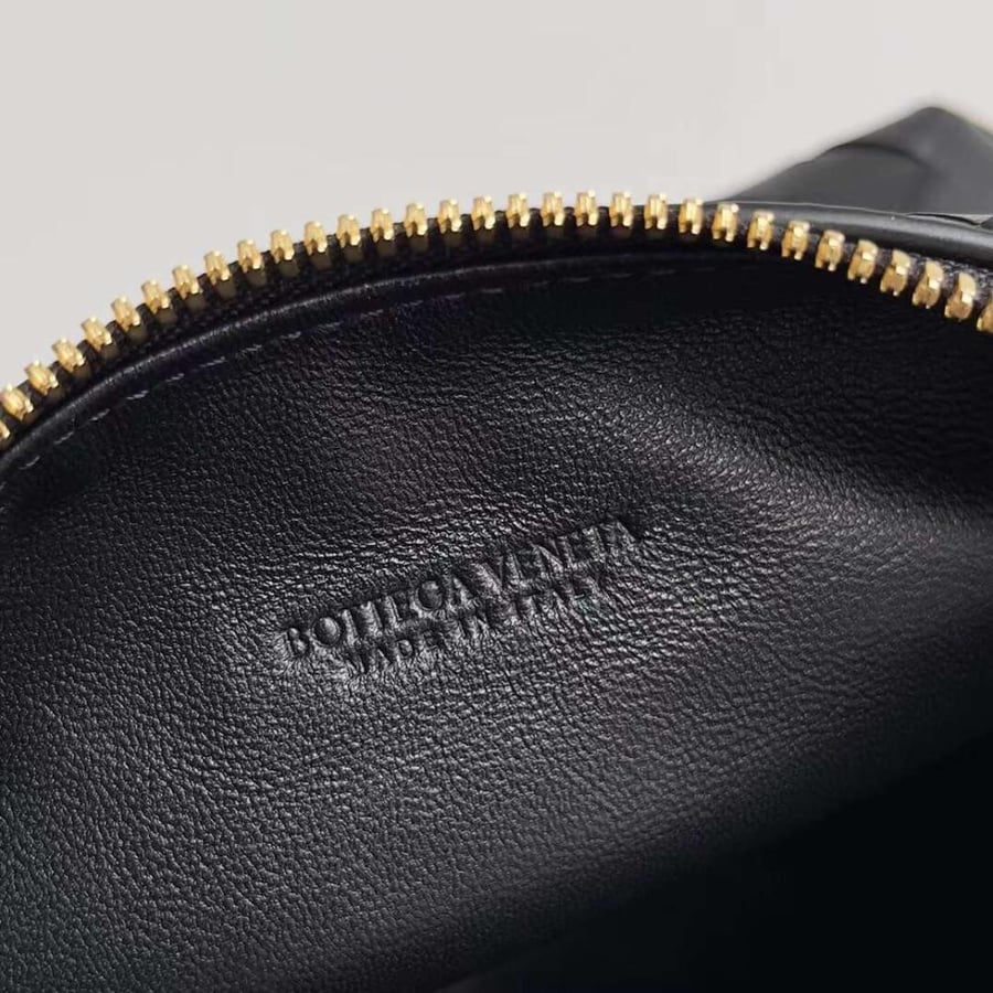 بوتيقا Wallace مقاس 22cm