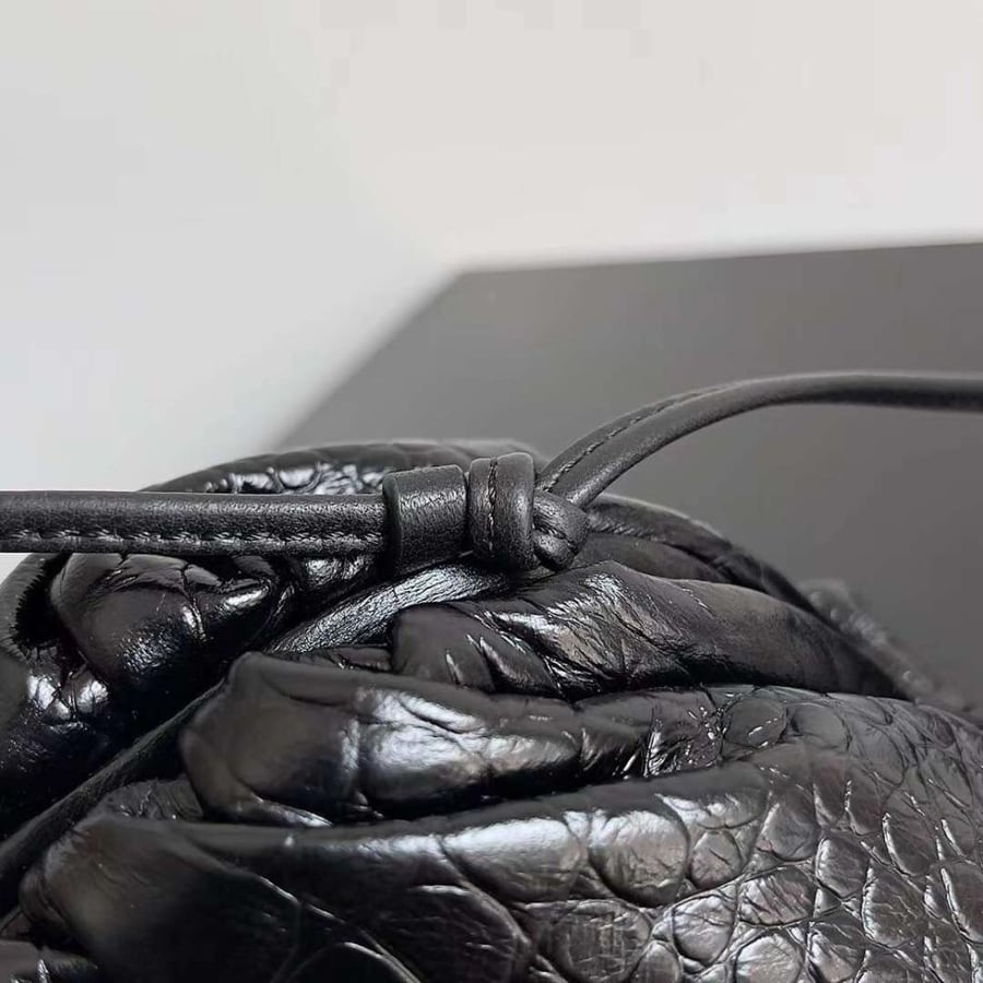 بوتيقا Mini Pouch مقاس 23cm