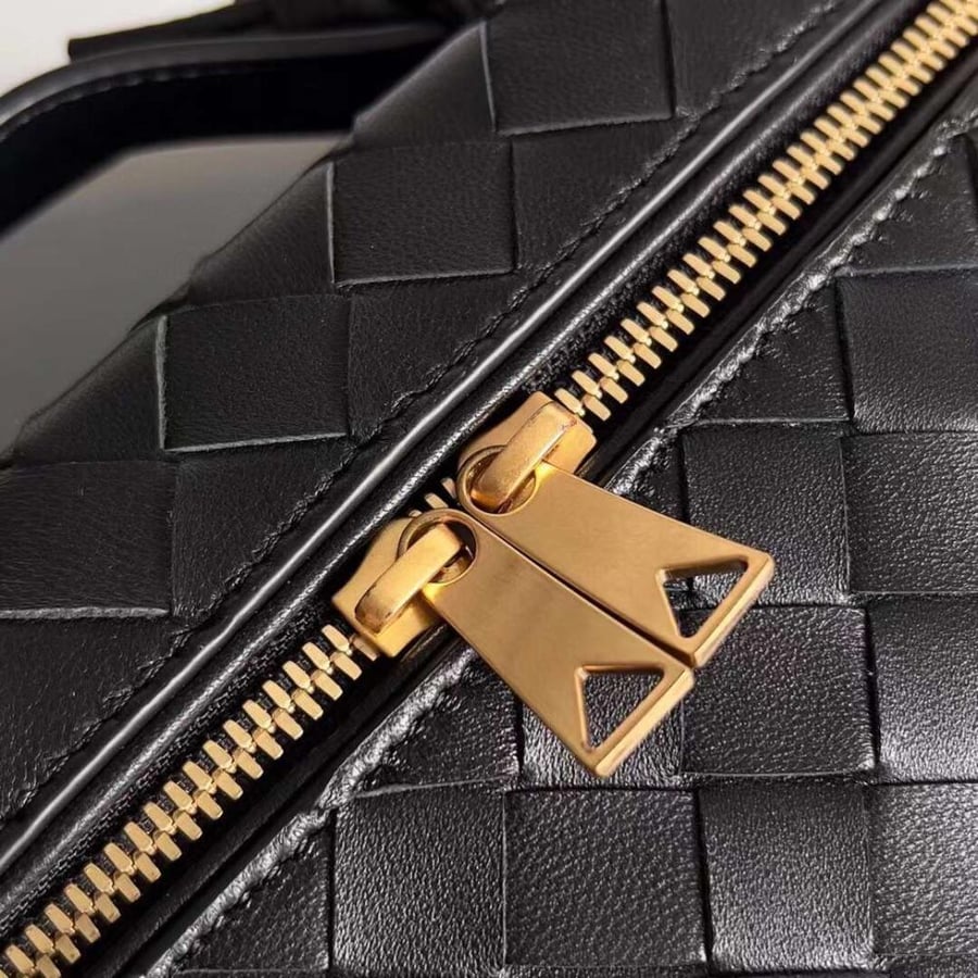 بوتيقا Vanity مقاس 22cm