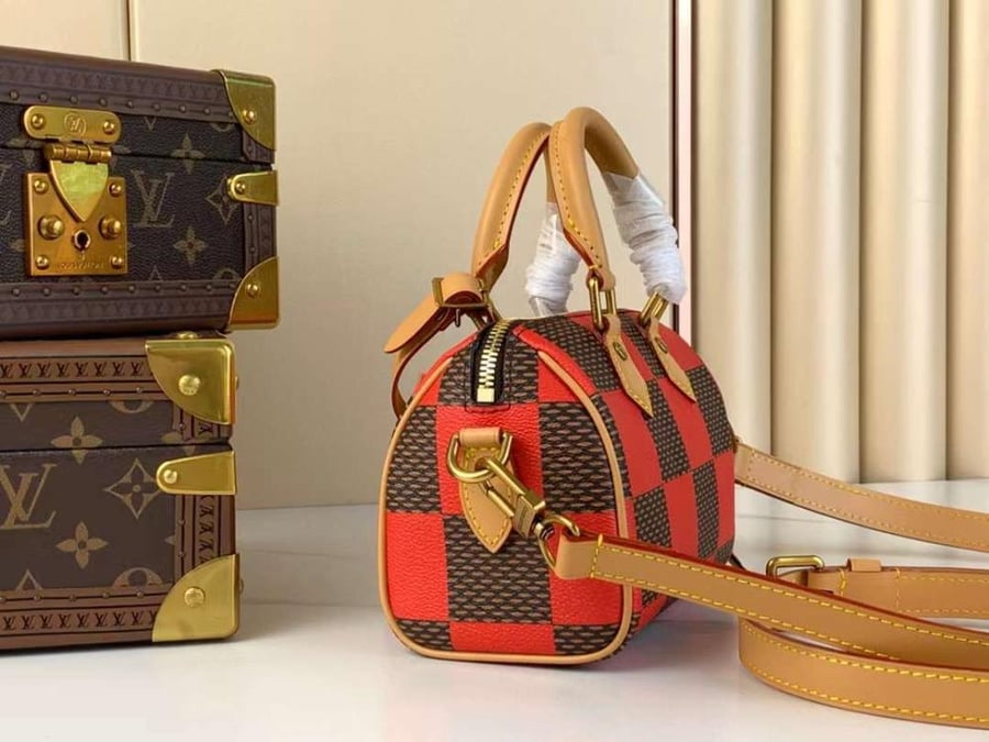 لوي فيتون Speedy Bandouliere مقاس 18cm