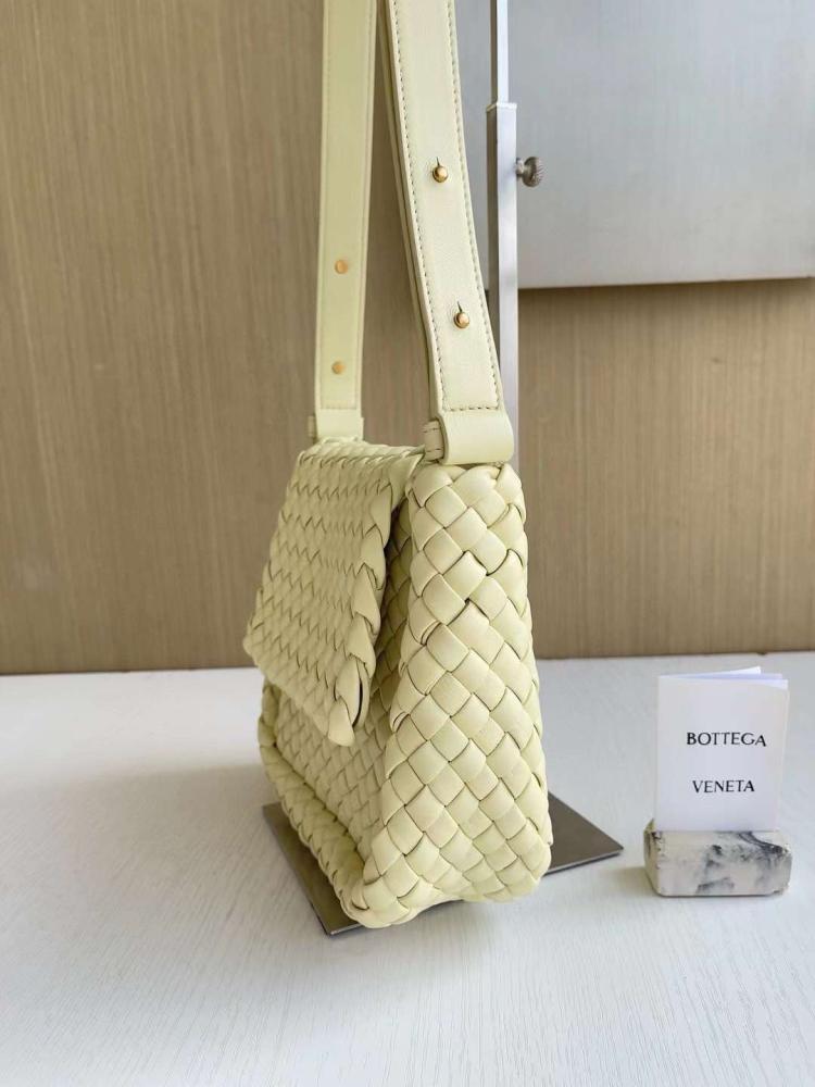 بوتيقا Cobble Mini مقاس 19cm