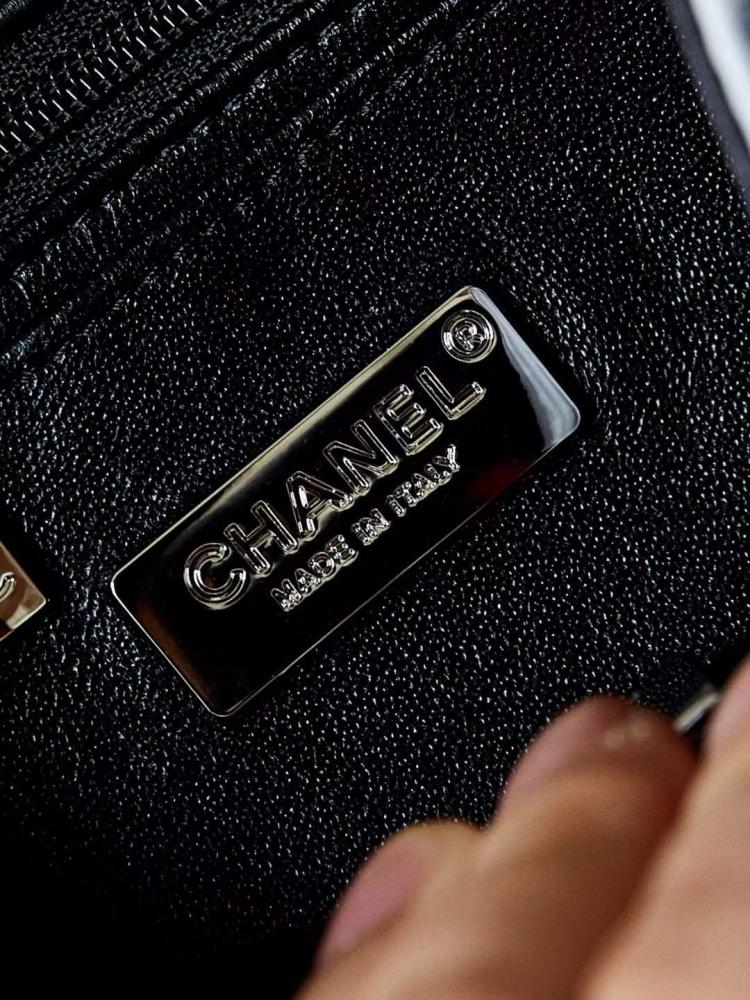 Chanel 24C size 21cm