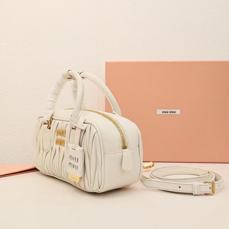 ميو ميو Arcadie مقاس 22cm