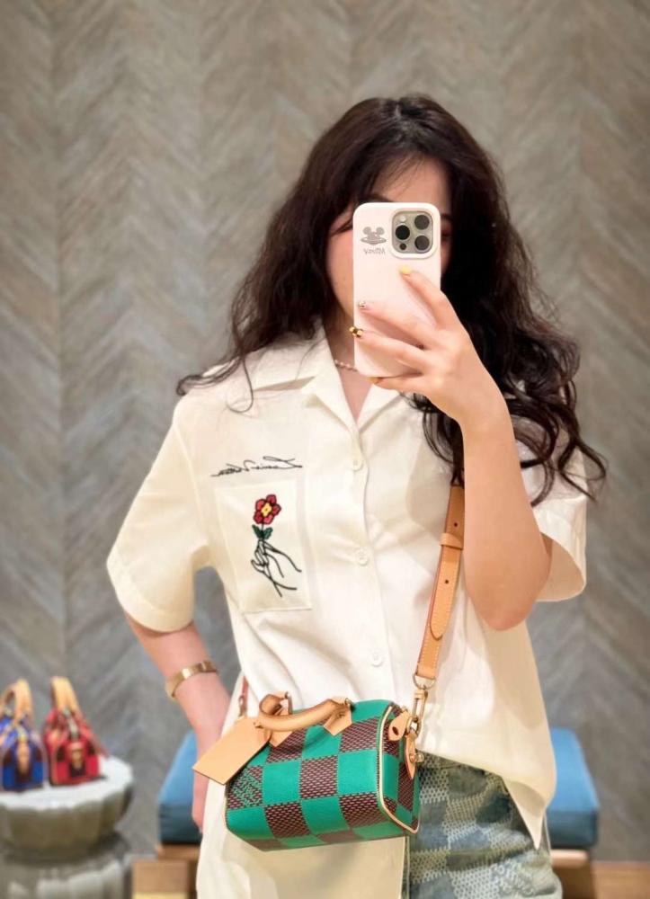 لوي فيتون Speedy Bandouliere مقاس 18cm