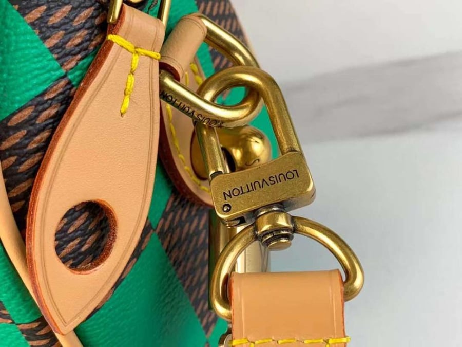 لوي فيتون Speedy Bandouliere مقاس 18cm