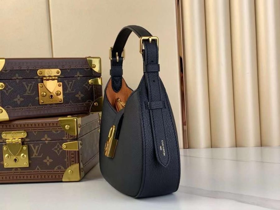لوي فيتون مقاس 26cm