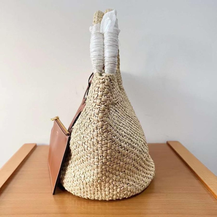 سيلين Triomphe Straw bag مقاس 23cm
