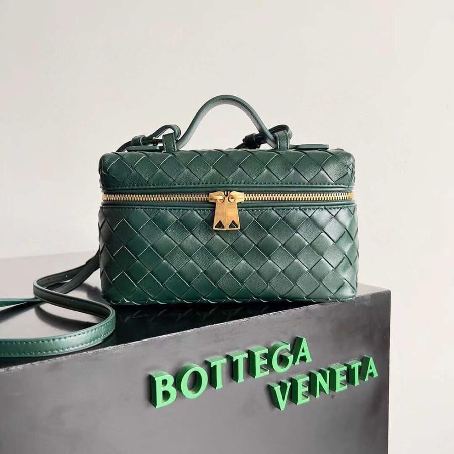 بوتيقا Vanity مقاس 22cm