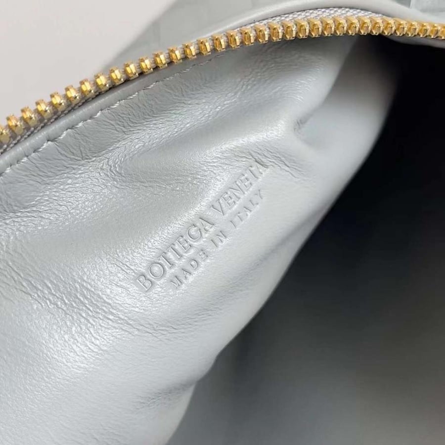 بوتيقا Wallace مقاس 22cm
