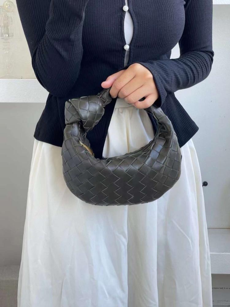 بوتيقا jodie مقاس 23cm