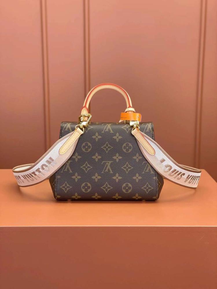 Louis Vuitton CLUNY size 20cm