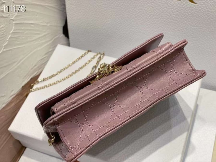 حقيبة Lady Dior