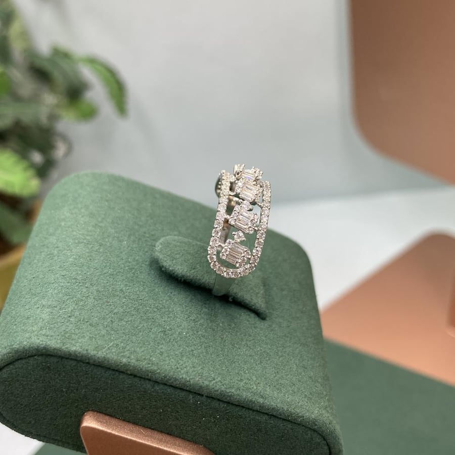 Soft Diamond Malachite Design Ring