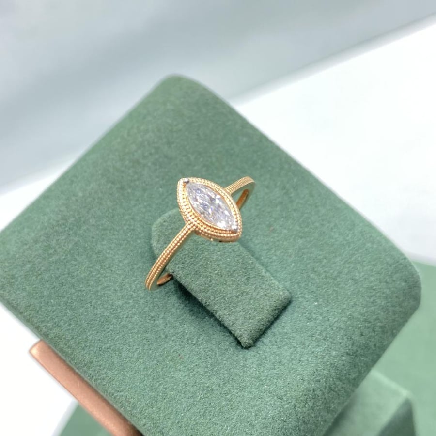 Classic Design Diamond Ring 0.38 Carat