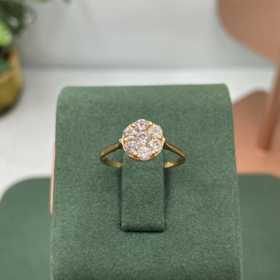 Solitaire Diamond Ring Smooth Modern Design