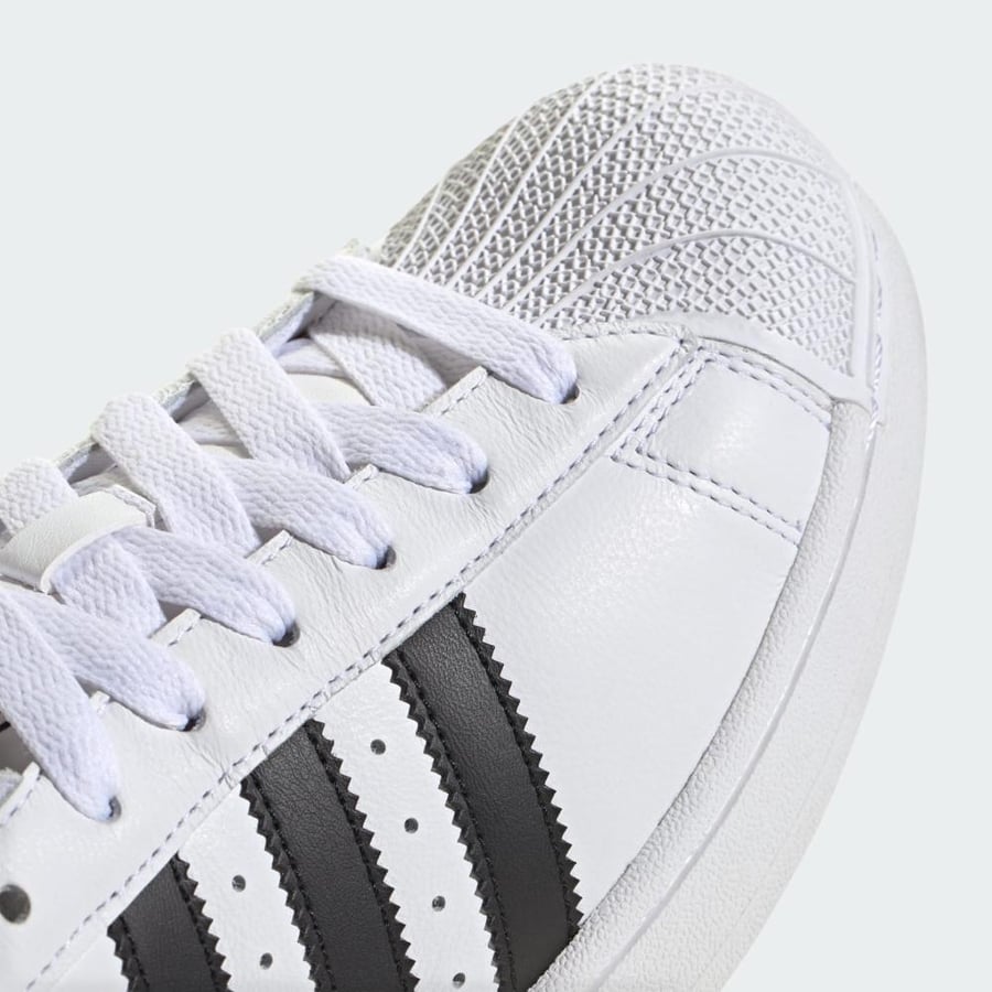 ‏ Adidas