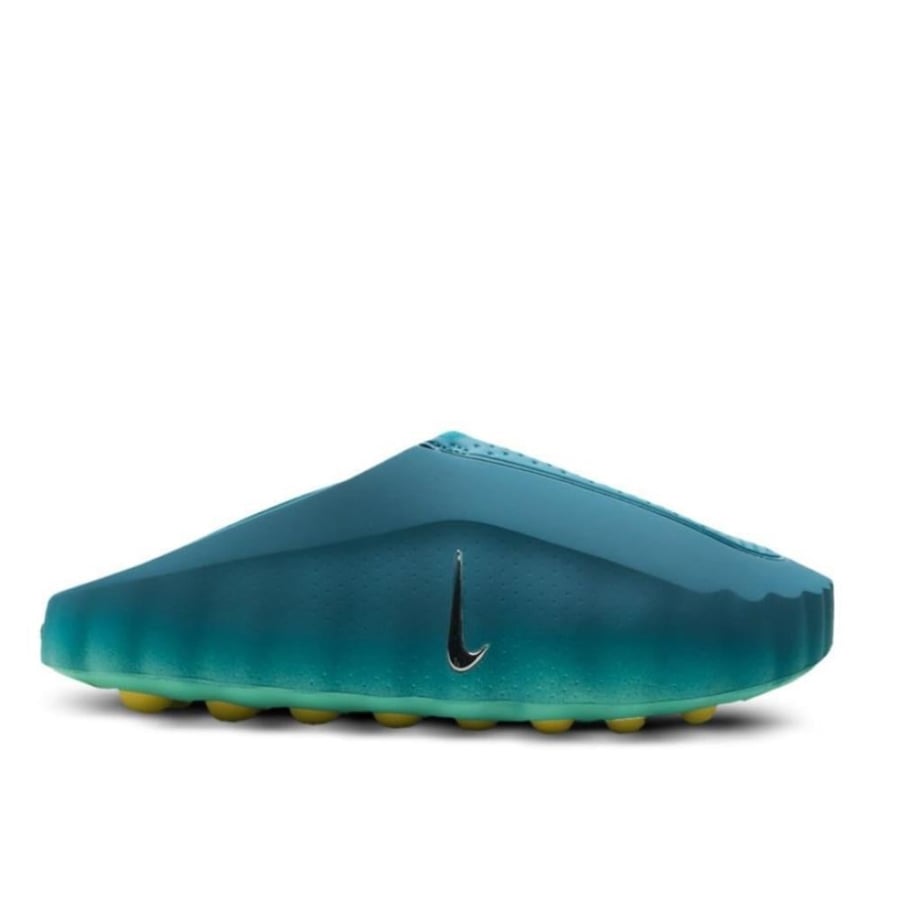 Nike Mind 001