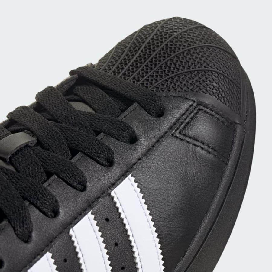 ‏ Adidas